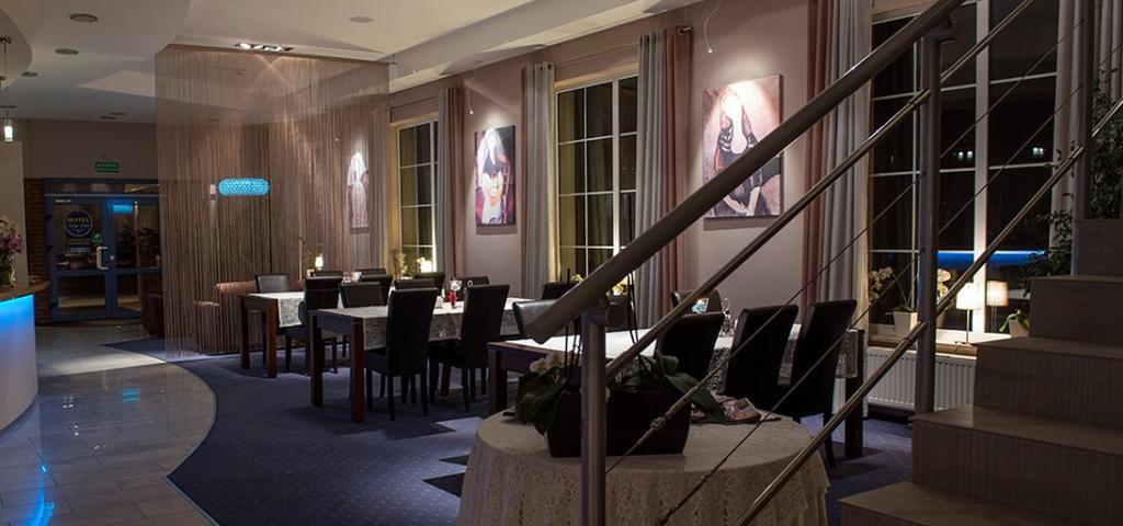טרזבניצה Hotel Nowy Dwor מראה חיצוני תמונה